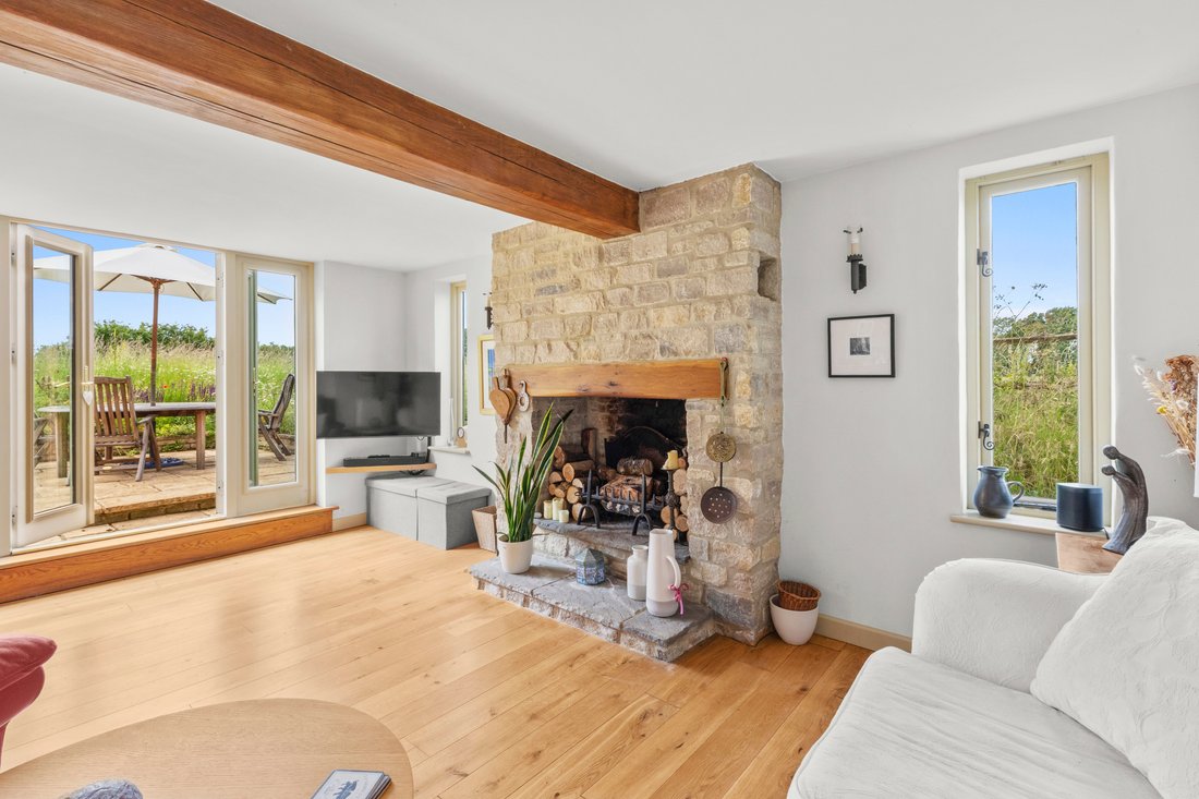 House in Buckinghamshire, England 2 - 18305932