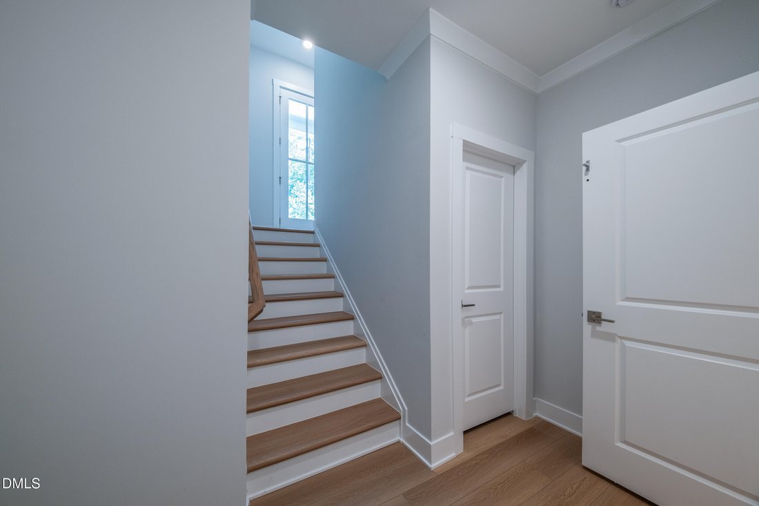 Condo in Raleigh, North Carolina, United States 2 - 18306676