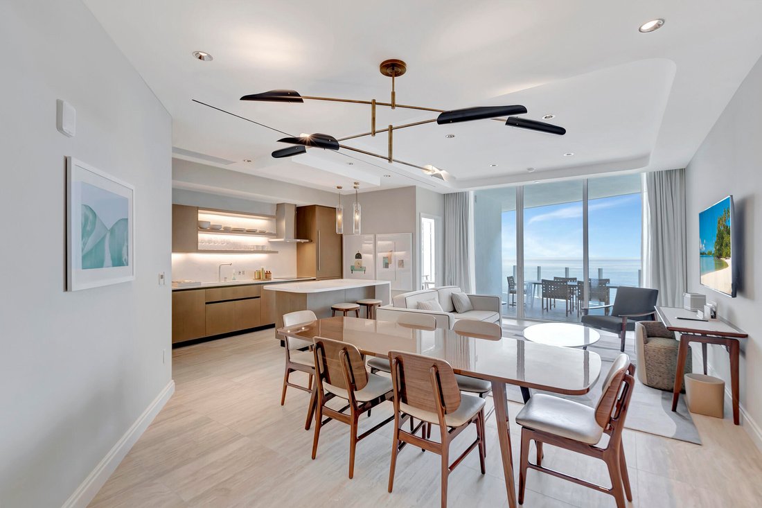 Condo in Fort Lauderdale, Florida, United States 2 - 18306732