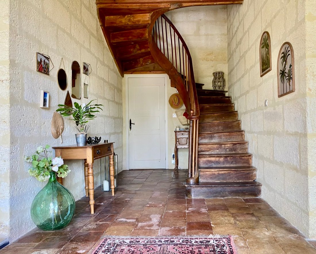 Villa in Saint-Émilion, Nouvelle-Aquitaine, France 4 - 18306475