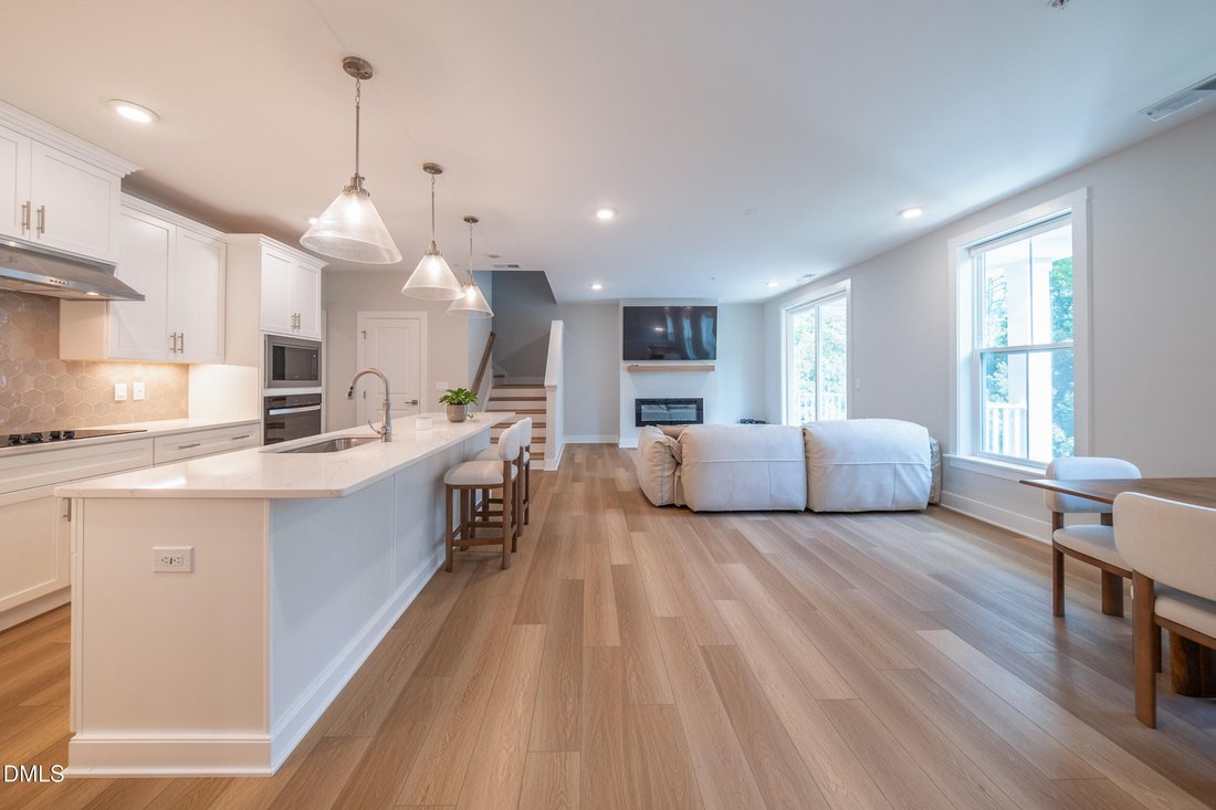 Condo in Raleigh, North Carolina, United States 5 - 18306676