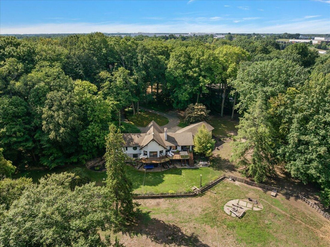 House in Holland, Michigan, United States 3 - 18307410