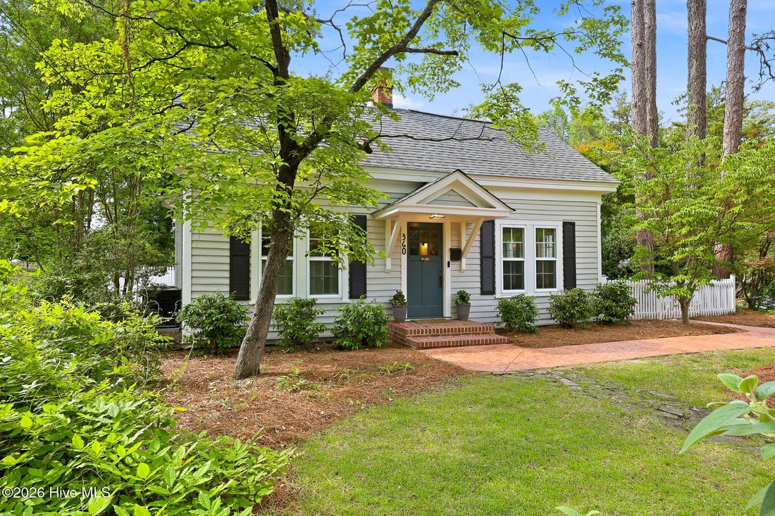 House in Southern Pines, North Carolina, United States 3 - 18141531
