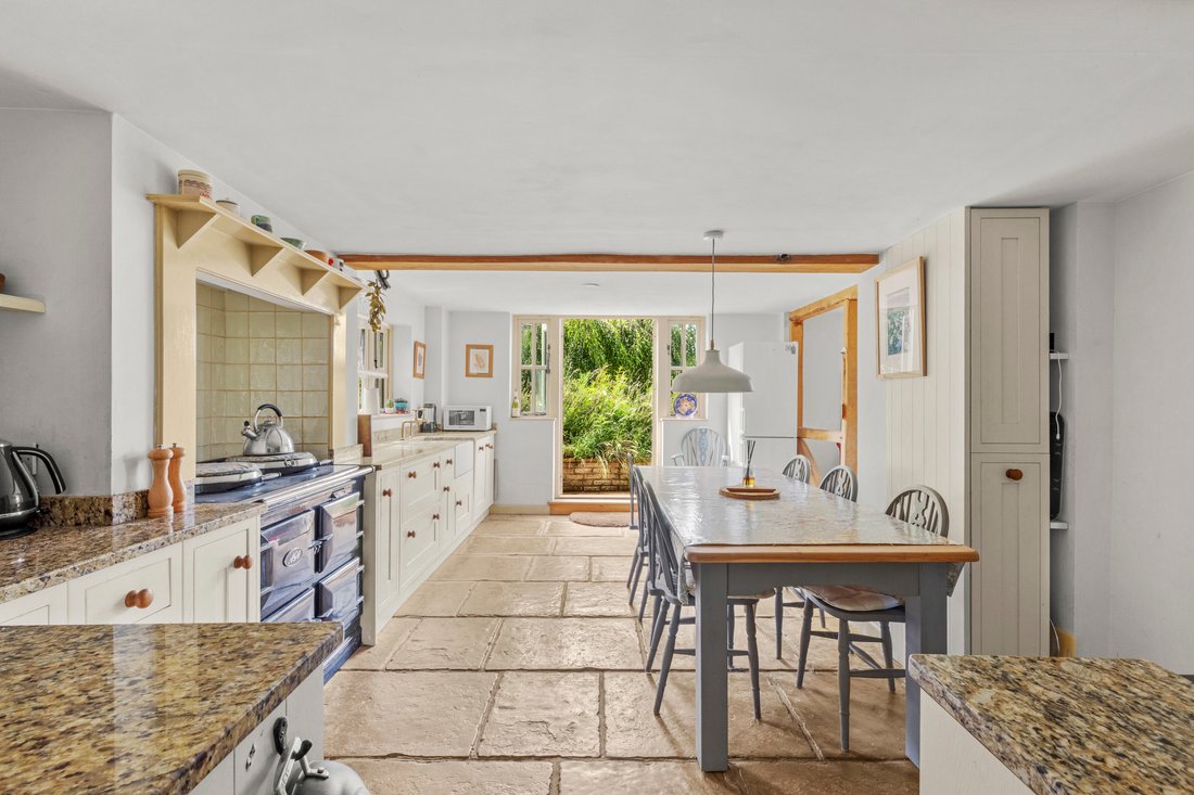 House in Buckinghamshire, England 5 - 18305932