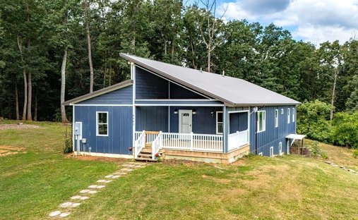 House in Broadway, Virginia, United States 1