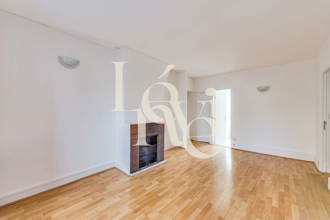 Apartment in Nationale-Deux Moulins, Paris 13e Arrondissement, Paris 2 - 18306540