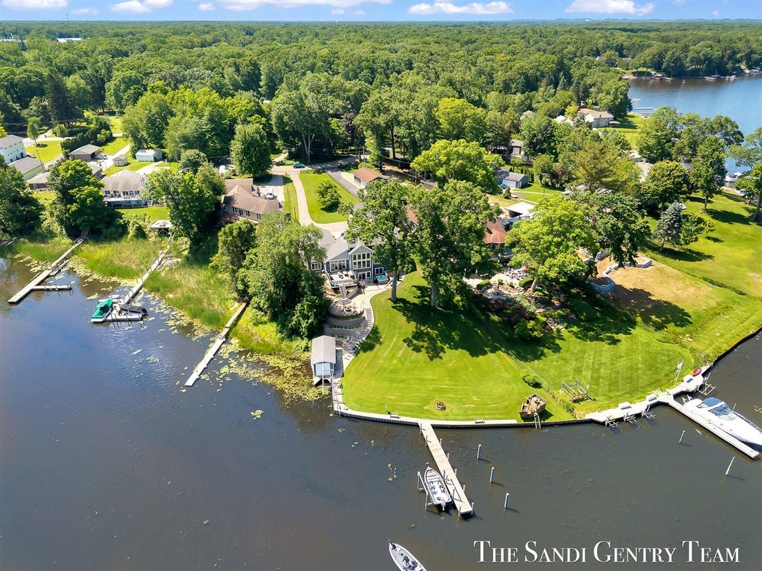 House in Fruitport Charter Township, Michigan, United States 5 - 18308821