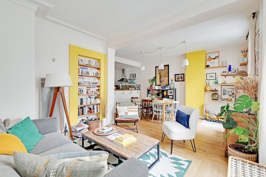 Apartment in Grange Aux Belles-Terrage, Paris 10e Arrondissement, Paris 2 - 18306381