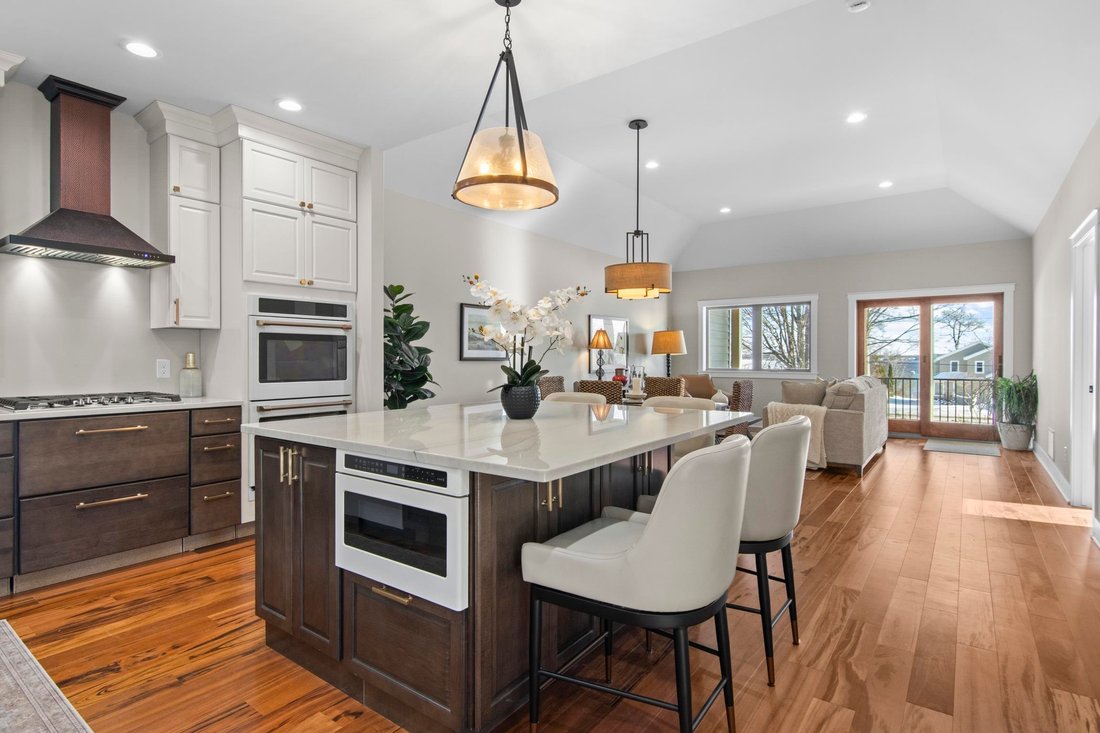Condo in Suttons Bay, Michigan, United States 5 - 18309875