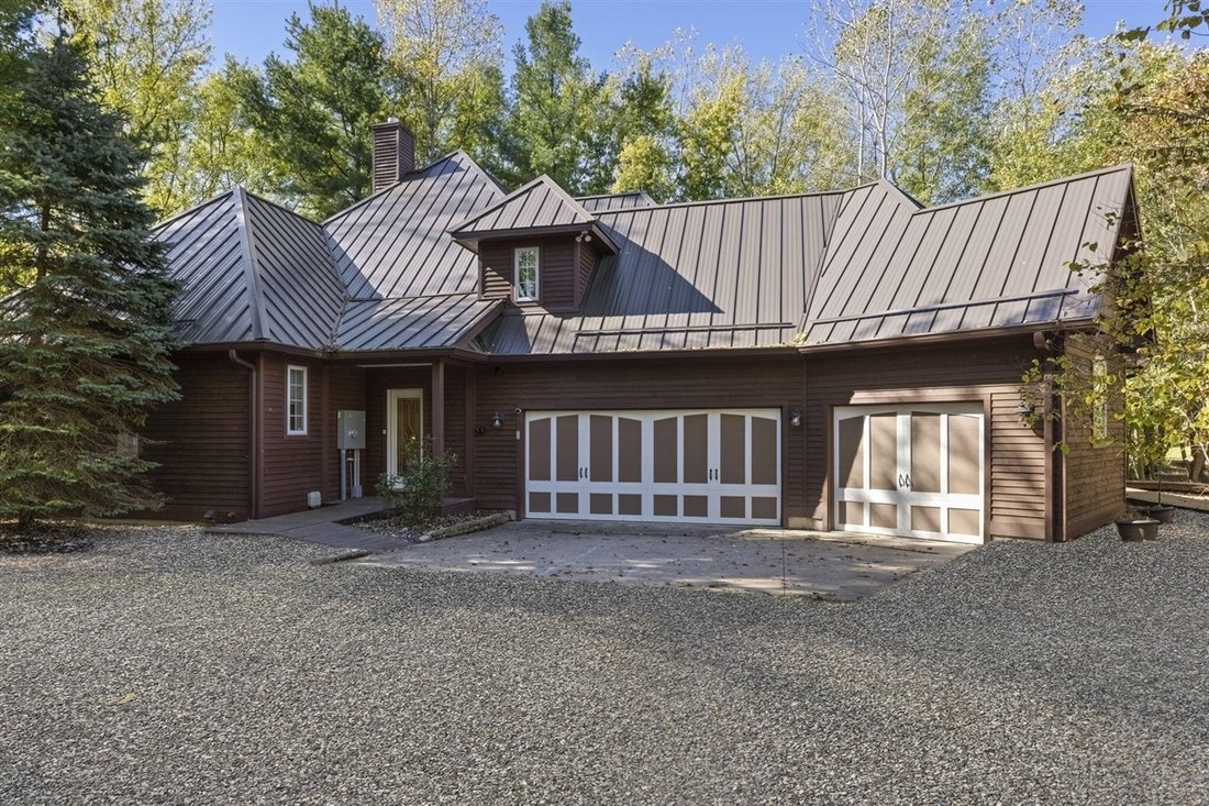 House in Sawyer, Michigan, United States 2 - 18309370