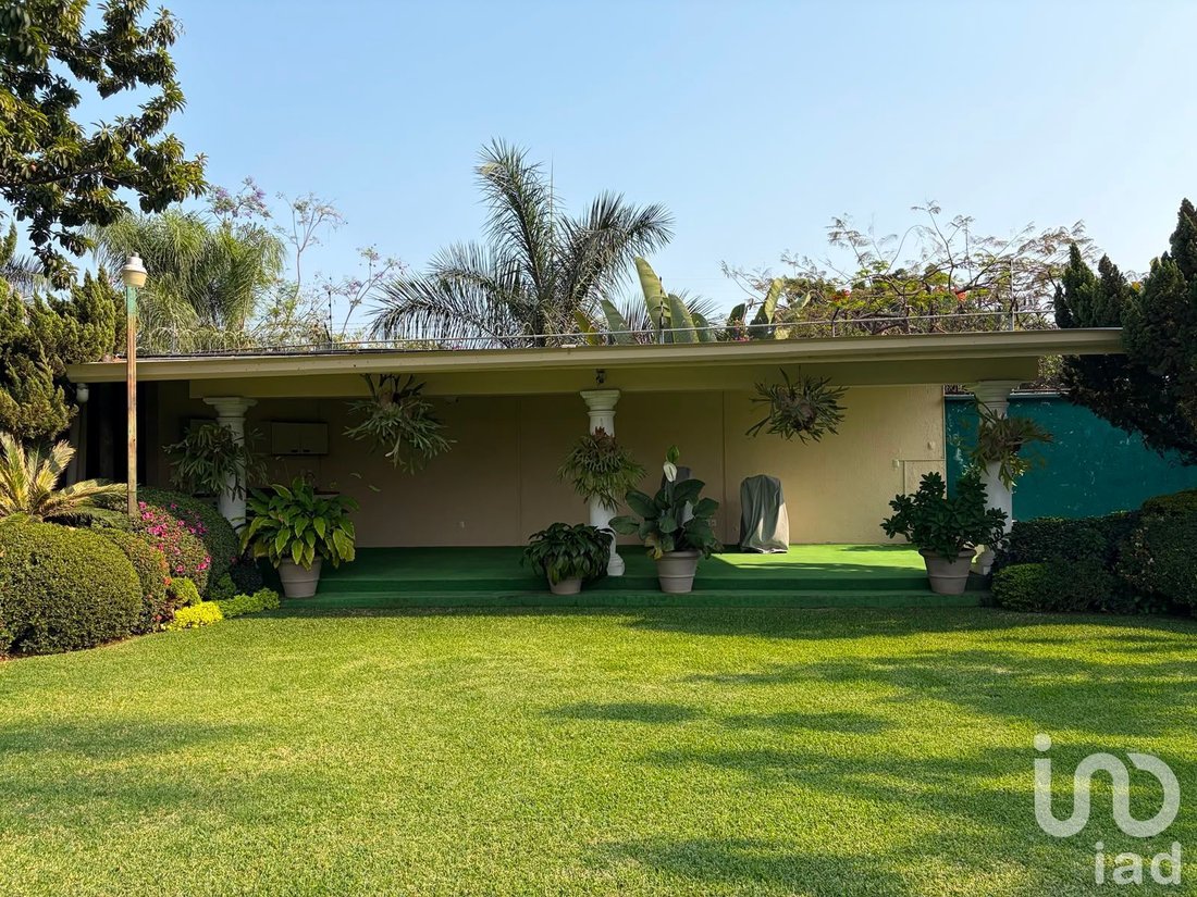 House in Cuernavaca, Morelos, Mexico 3 - 18307055