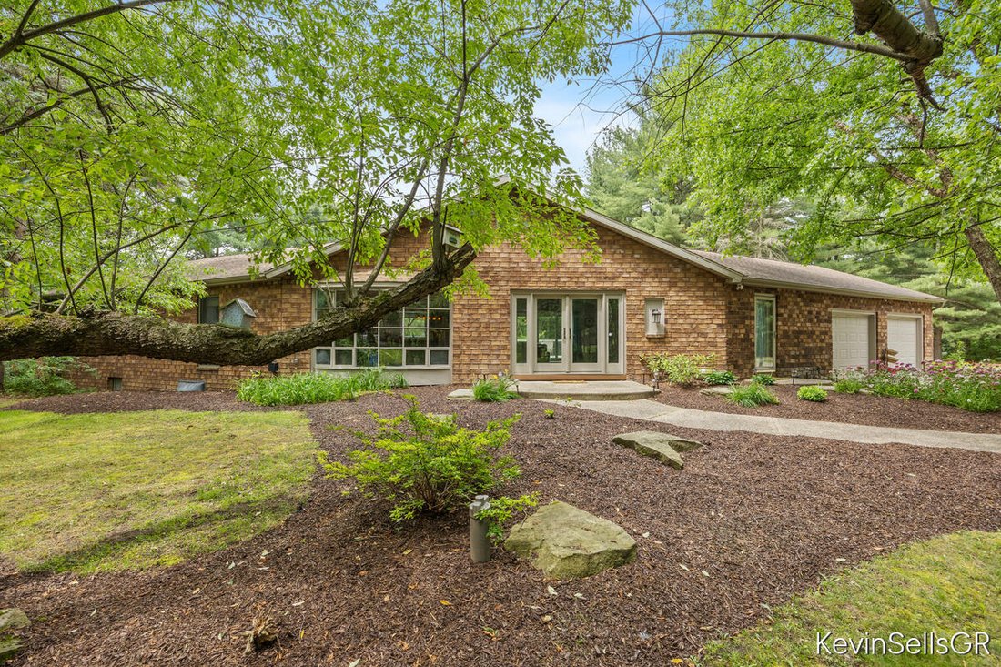 House in Grand Rapids, Michigan, United States 1 - 18307337
