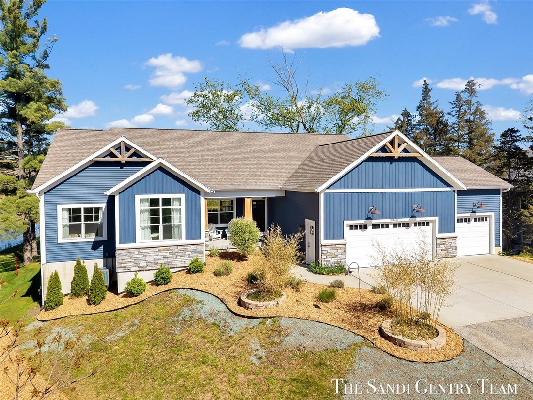 House in Fruitport Charter Township, Michigan, United States 2 - 18308543