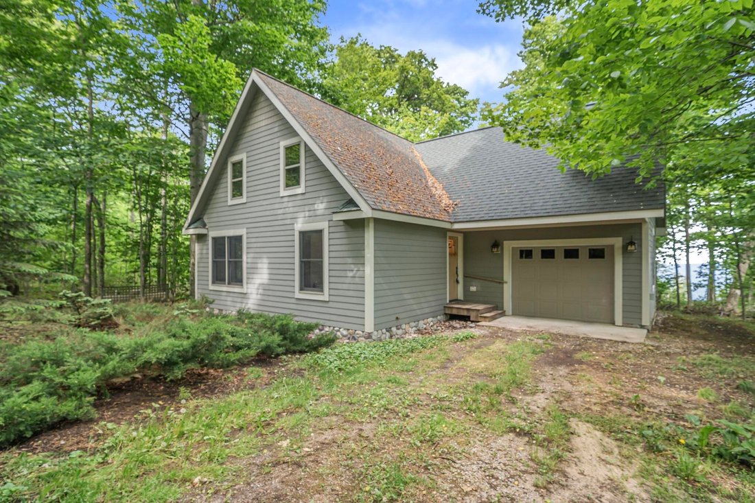 House in Northport, Michigan, United States 1 - 18307904
