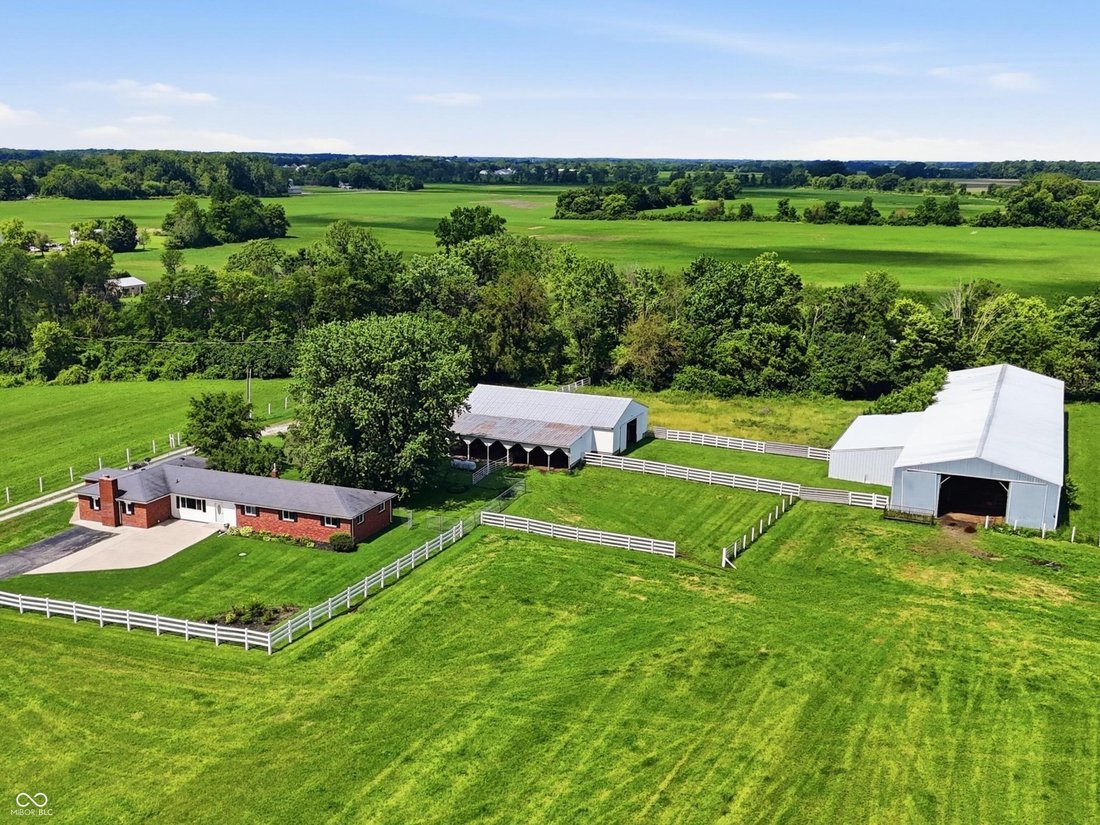 House in Shirley, Indiana, United States 1 - 18225127