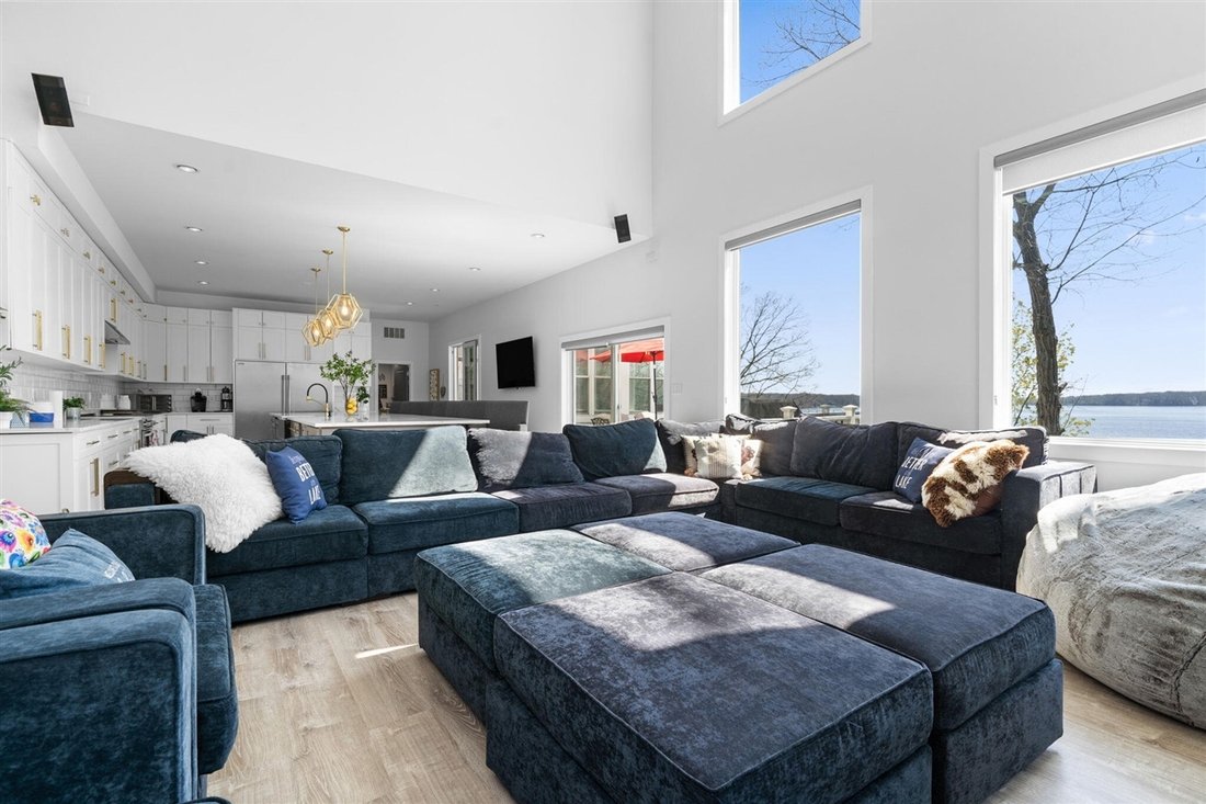 House in Allegan, Michigan, United States 5 - 18309672