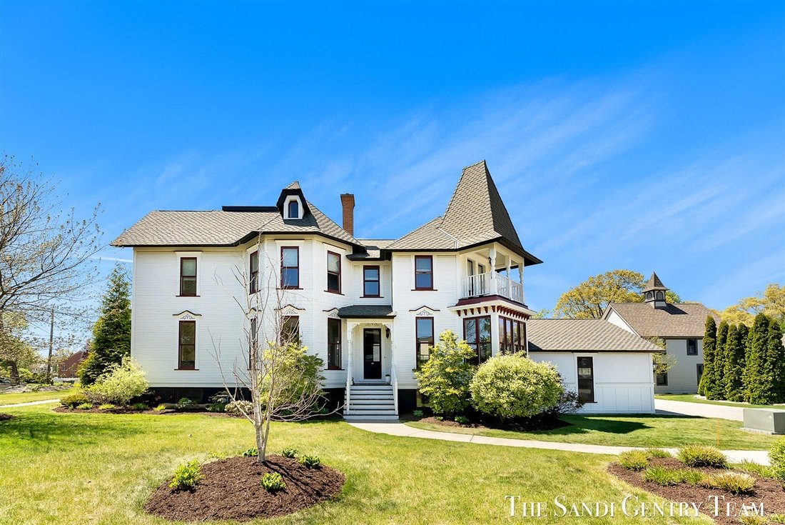 House in Fruitport Charter Township, Michigan, United States 4 - 18307095