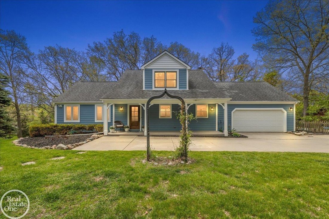 House in Clarkston, Michigan, United States 1 - 18308252