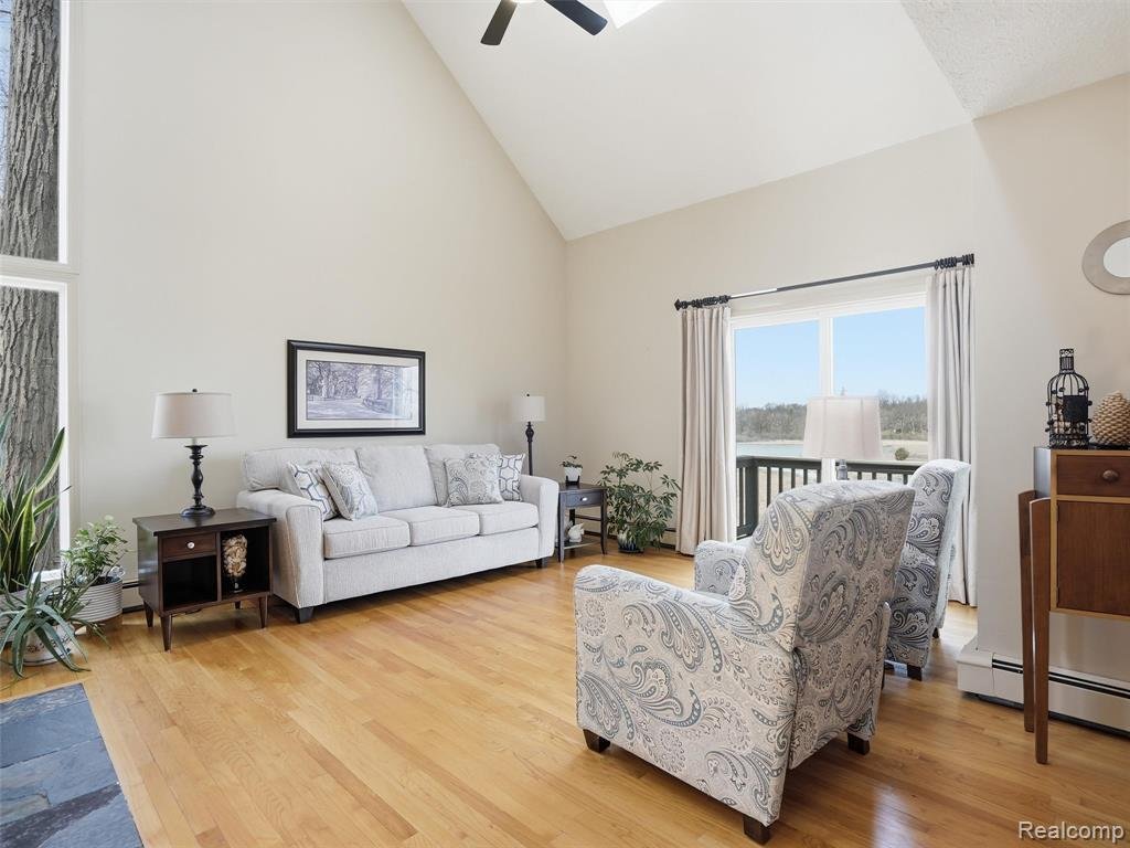 House in Township of Hamburg, Michigan, United States 5 - 18308412