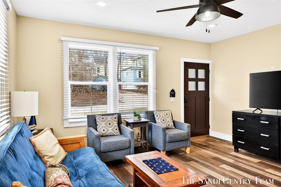 House in Grand Haven, Michigan, United States 4 - 18309321