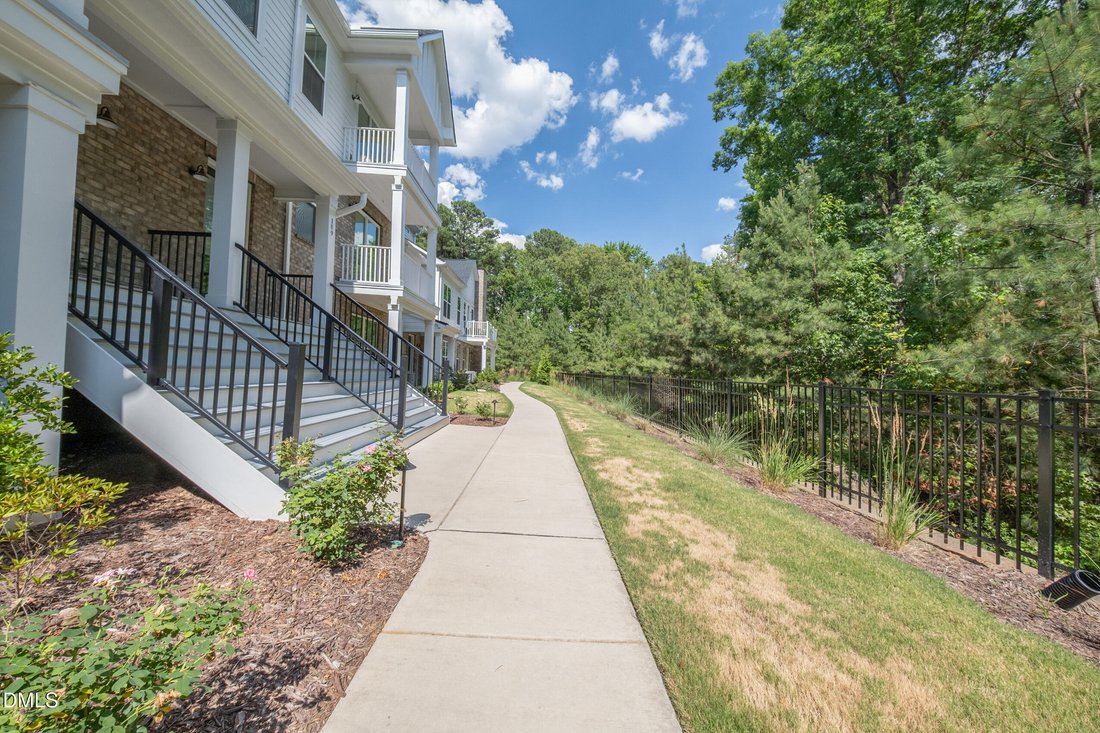 Condo in Raleigh, North Carolina, United States 1 - 18306676