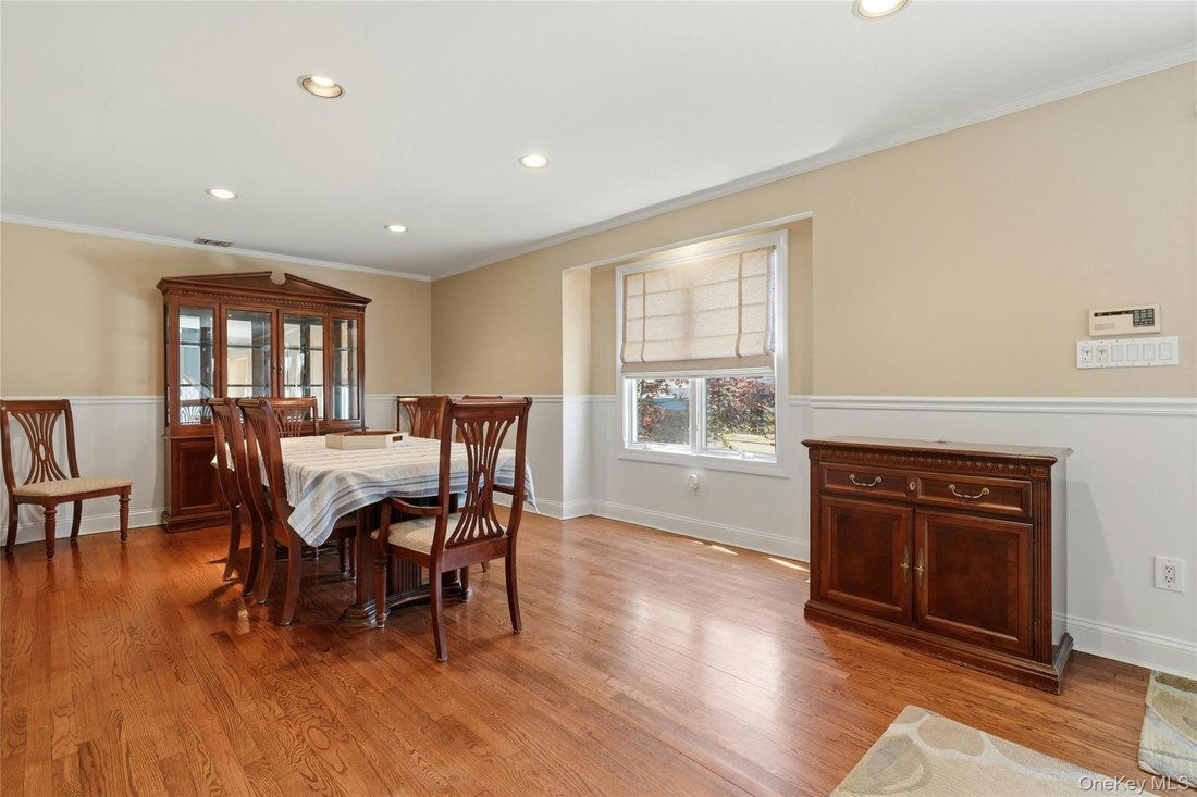 House in Franklin Square, New York, United States 5 - 18306105