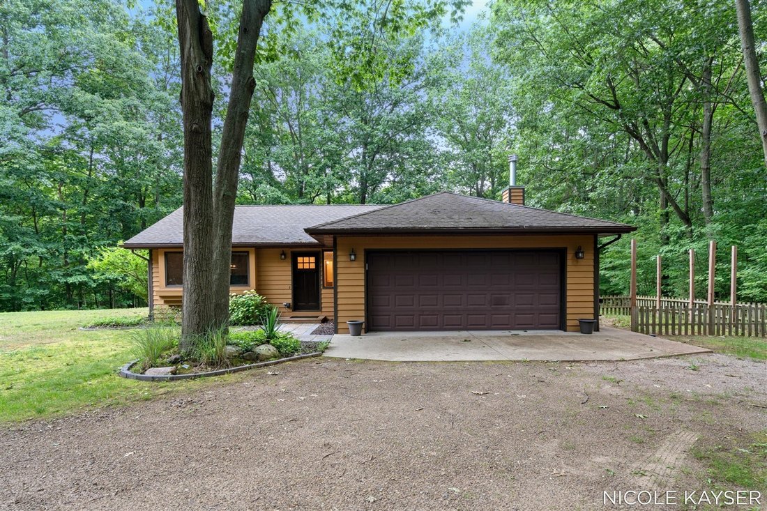 House in Fennville, Michigan, United States 1 - 18309603