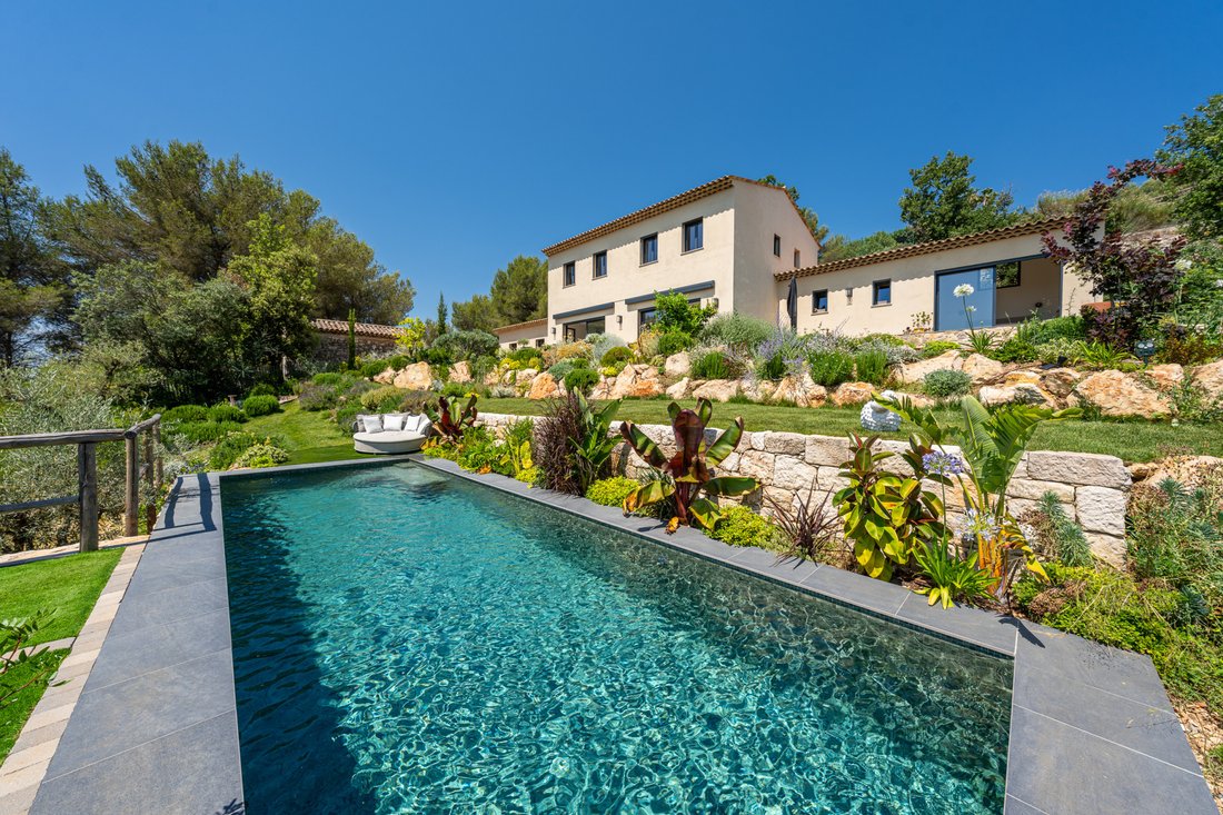 Villa in Tourrettes-sur-Loup, Provence-Alpes-Côte d'Azur, France 2 - 18306292