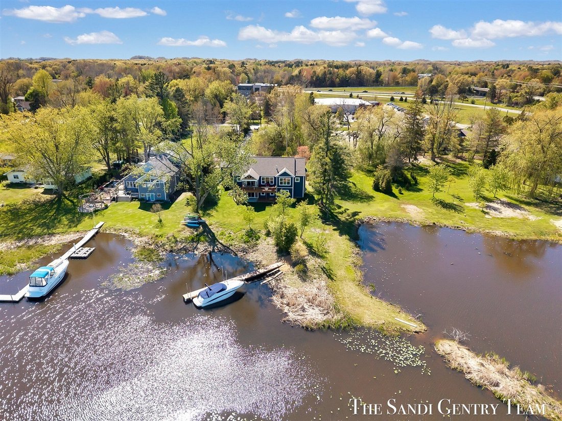 House in Fruitport Charter Township, Michigan, United States 4 - 18308543