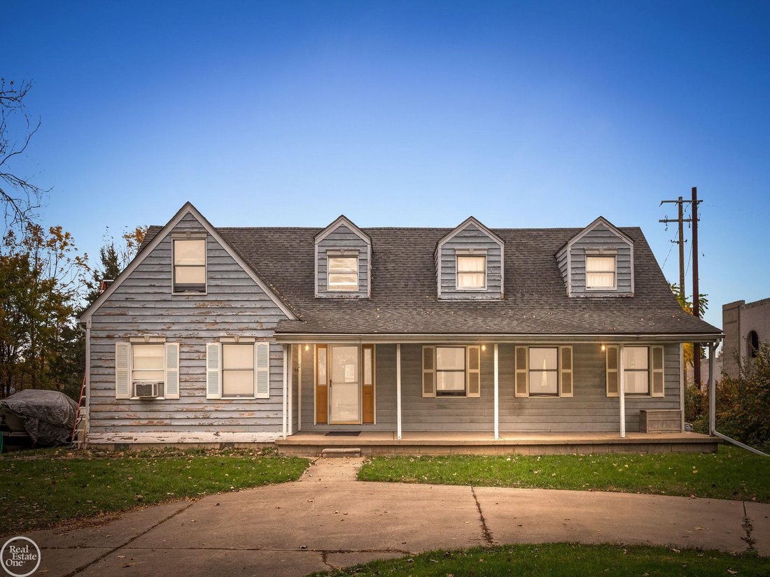 House in Sterling Heights, Michigan, United States 1 - 18308657