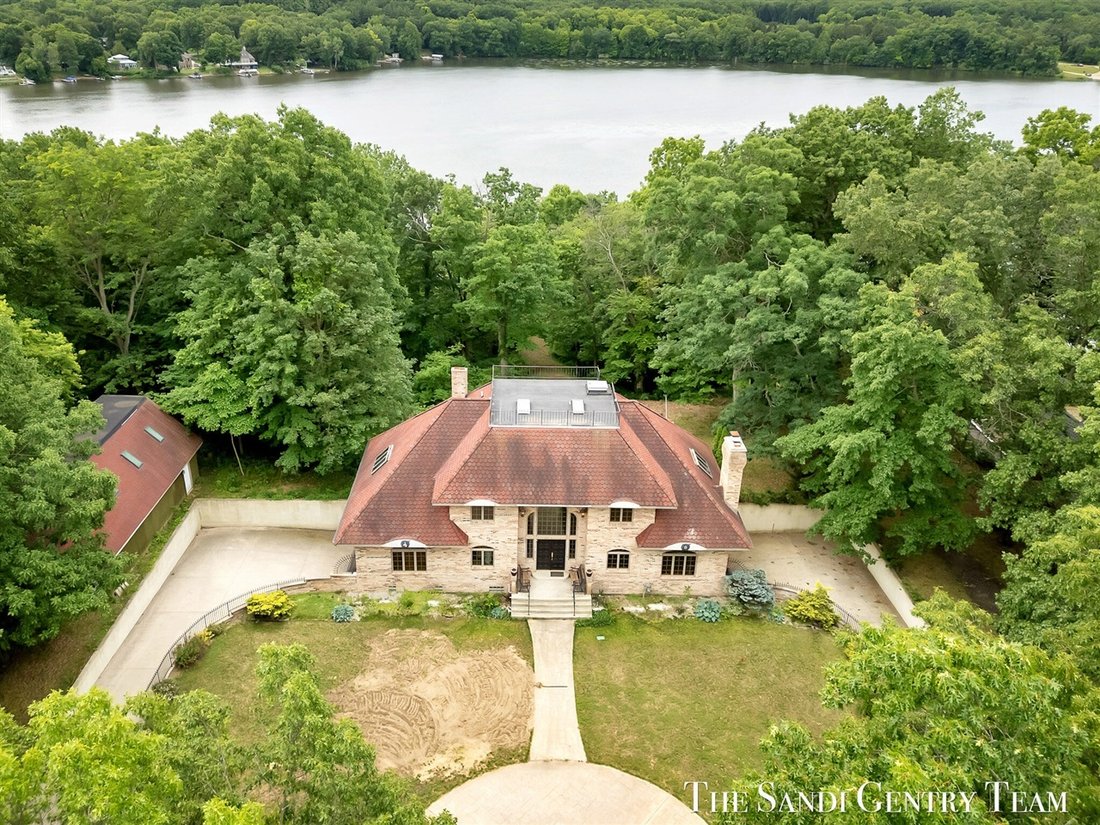 House in Allegan, Michigan, United States 2 - 18307456
