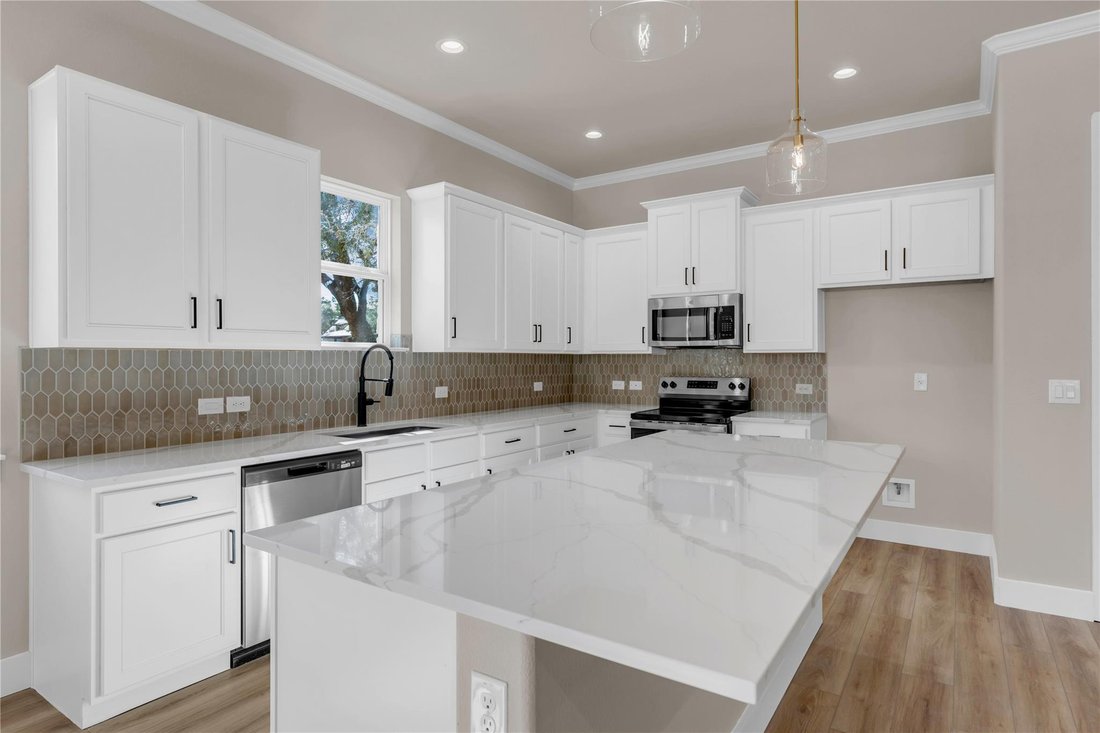 House in Burnet, Texas, United States 3 - 18306243
