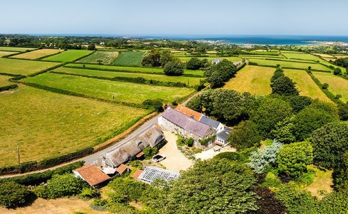 House in United Kingdom 1