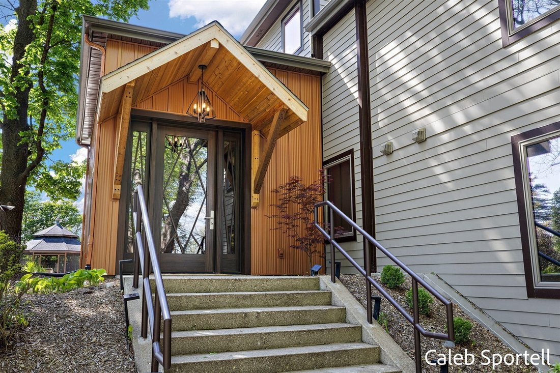 House in Caledonia, Michigan, United States 4 - 18308932