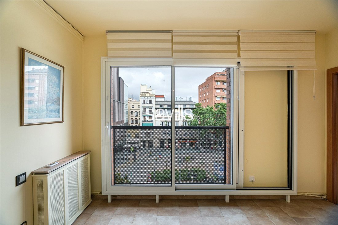 Apartment in Sarrià-Sant Gervasi, Barcelona, Spain 1 - 18306958