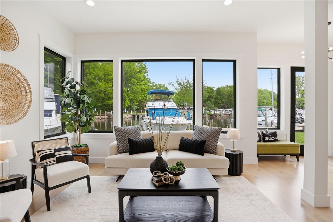 Condo in South Haven, Michigan, United States 1 - 18307360