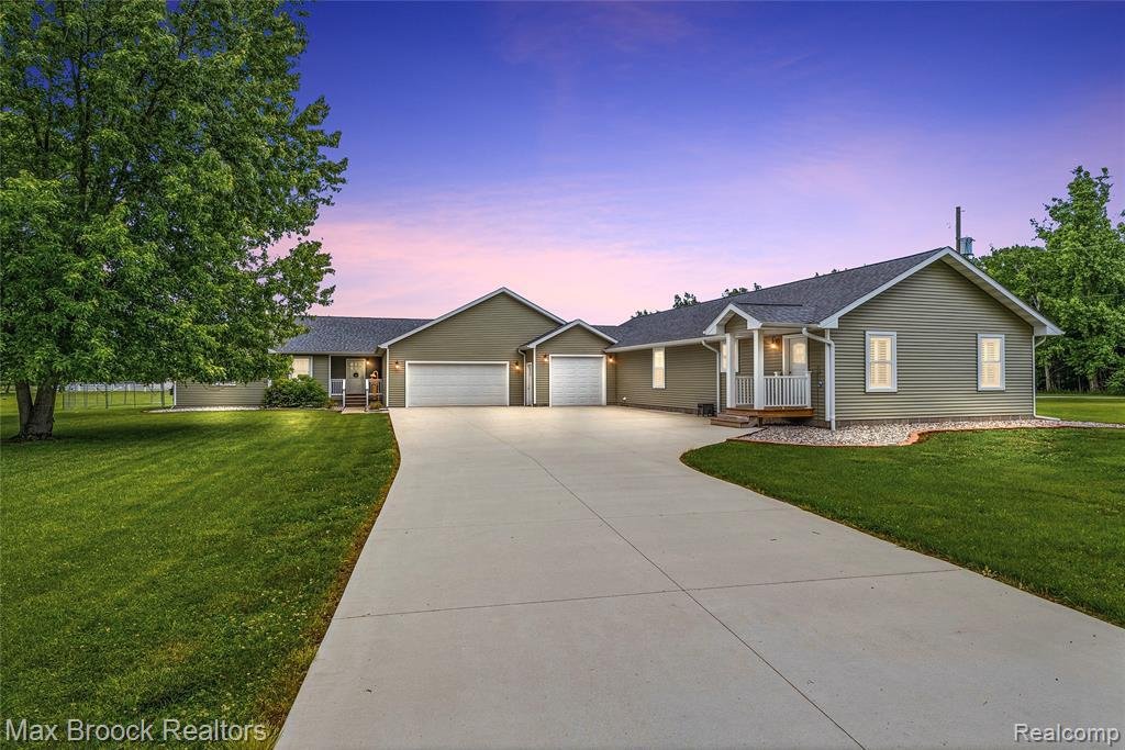 House in Midland, Michigan, United States 1 - 18308930
