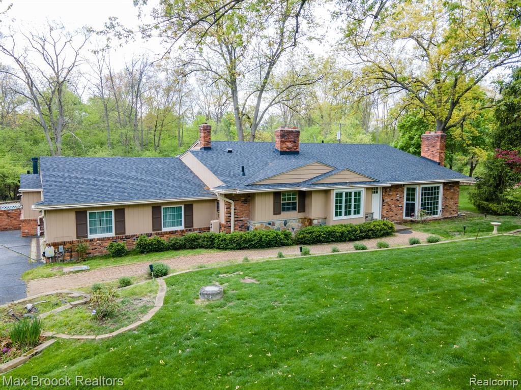 House in Beverly Hills, Michigan, United States 1 - 18309410