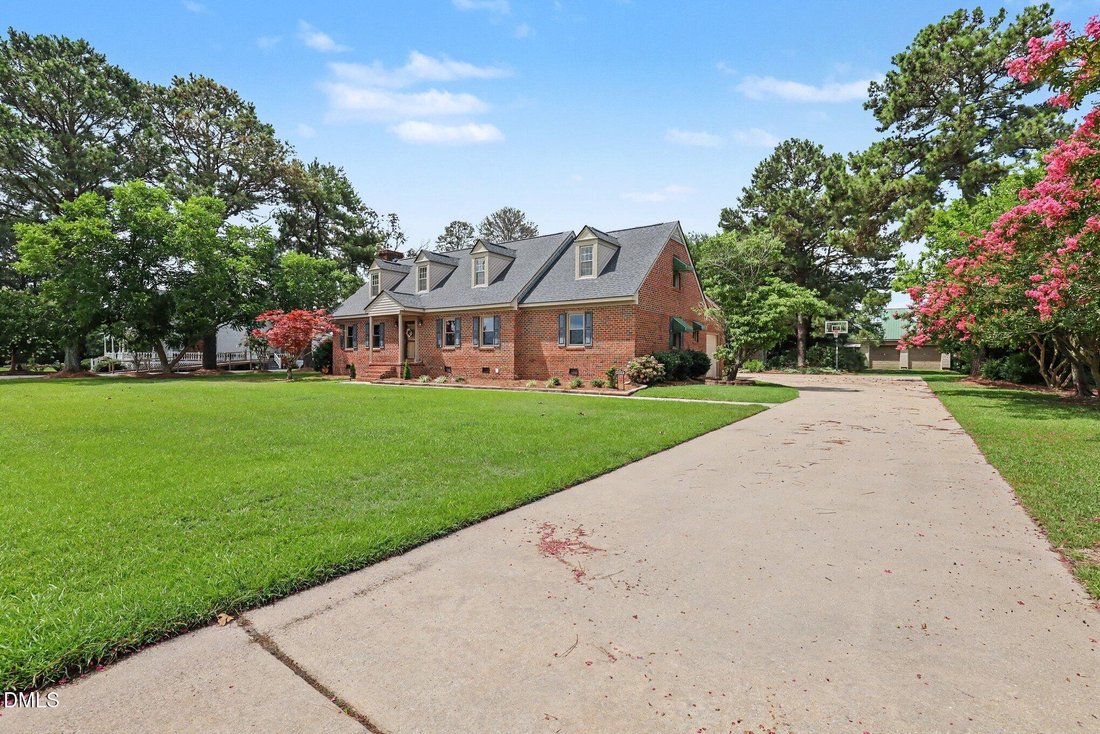 House in Wilson, North Carolina, United States 3 - 18306686