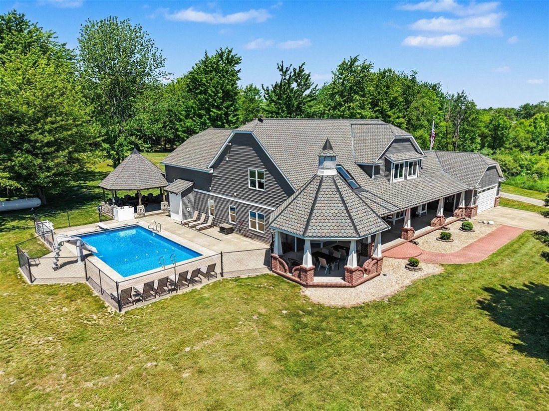 House in Fennville, Michigan, United States 4 - 18307304