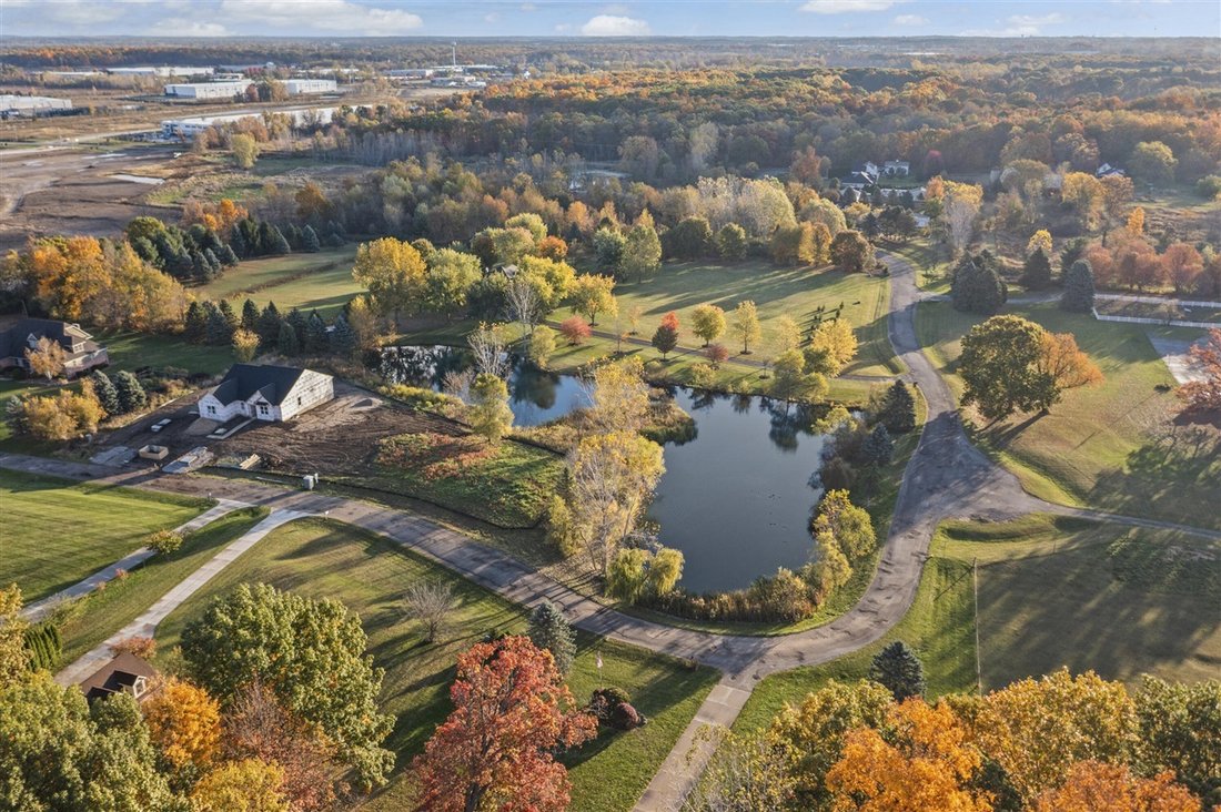 House in Lyon Charter Township, Michigan, United States 5 - 18307332