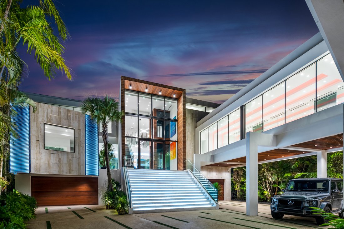 House in Miami, Florida, United States 5 - 18307006