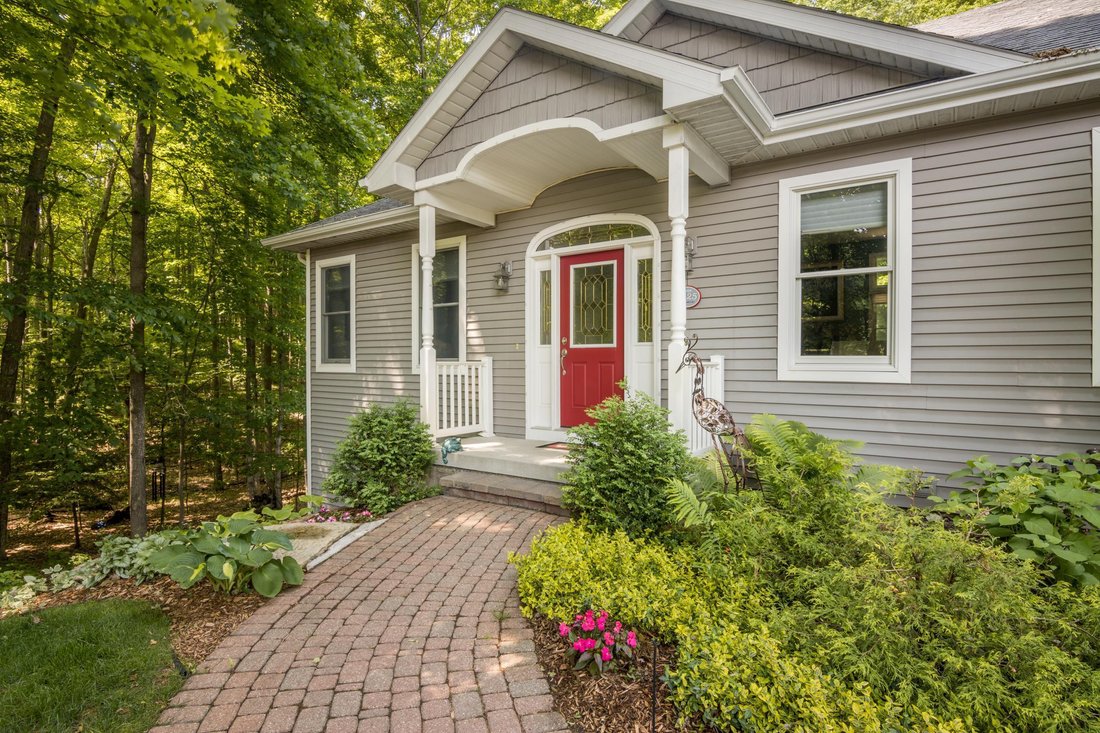 House in Traverse City, Michigan, United States 3 - 18307975