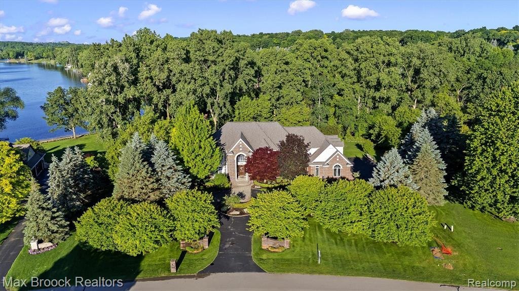 House in Clarkston, Michigan, United States 3 - 18307888
