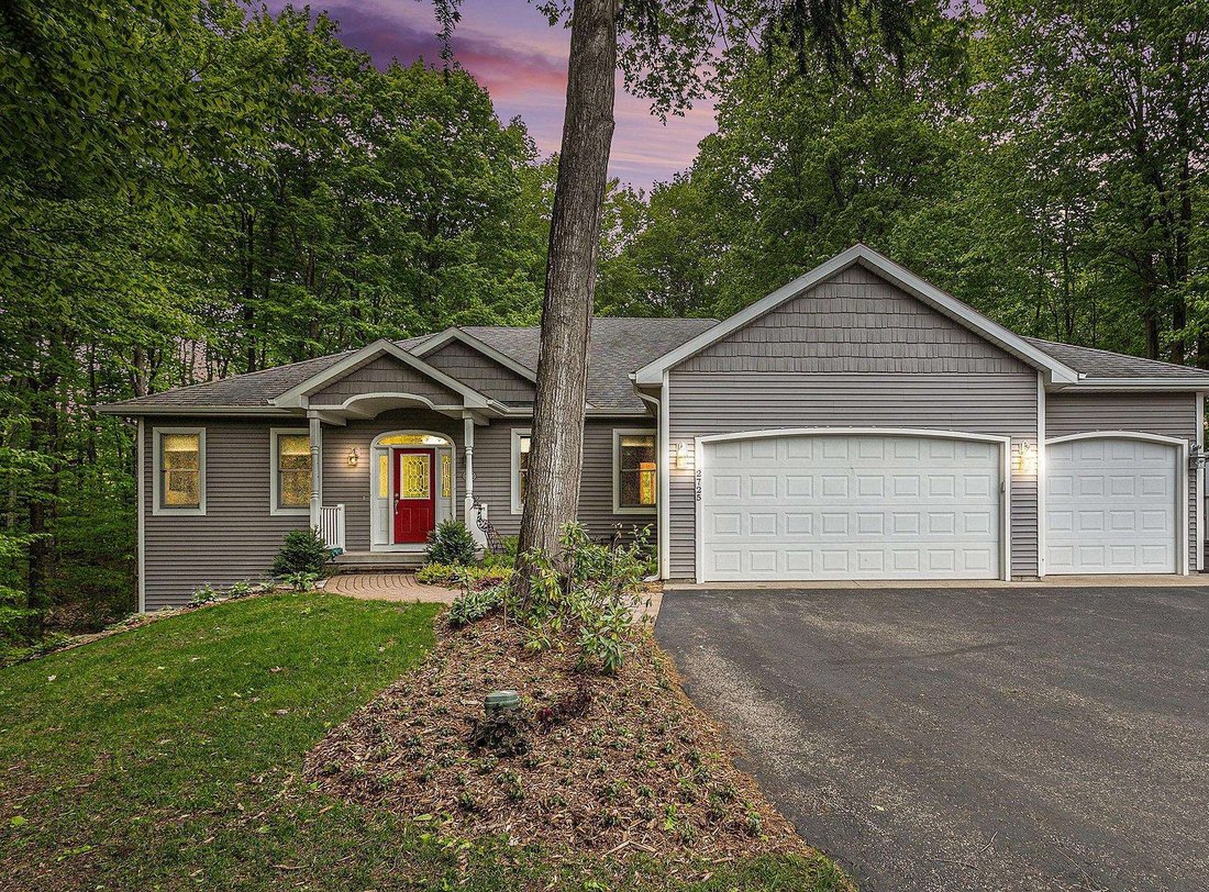 House in Traverse City, Michigan, United States 2 - 18307975