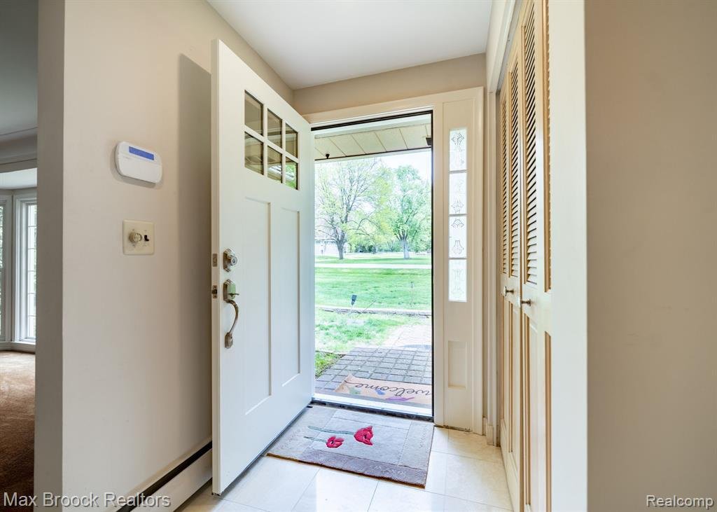 House in Beverly Hills, Michigan, United States 4 - 18309410