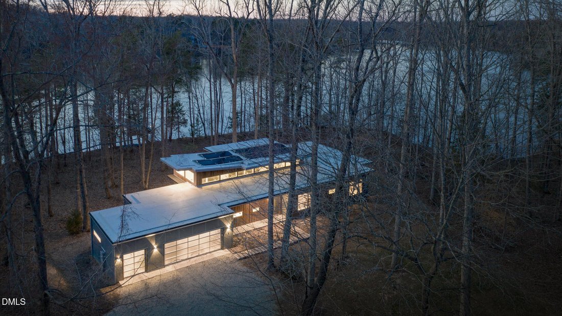 House in Hillsborough, North Carolina, United States 2 - 18306678