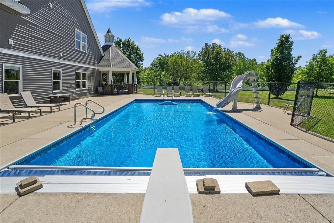 House in Fennville, Michigan, United States 3 - 18307304