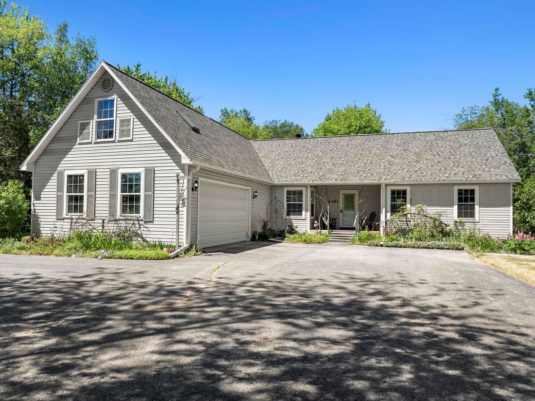 House in Traverse City, Michigan, United States 1 - 18309029