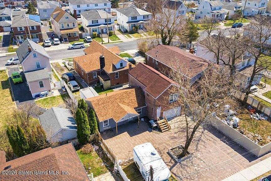 New York, New York, United States 3 - 18306226